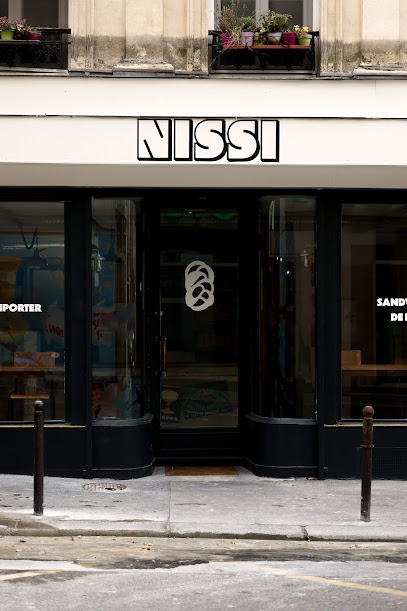 Nissi 🧿 Street Food Levantine Sandwicherie à Paris 09