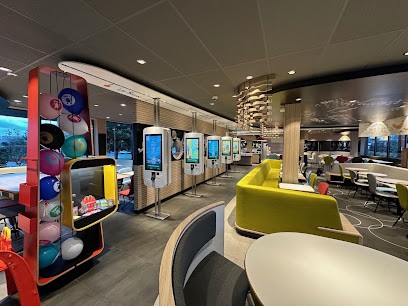 McDonald's, Fast-Food à Vannes