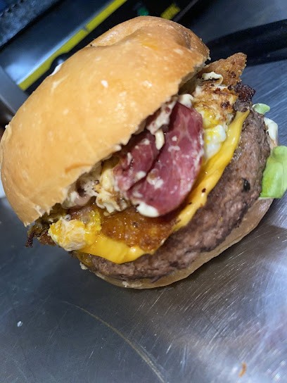 Les frangins 44, Fast-Food aux Arcs