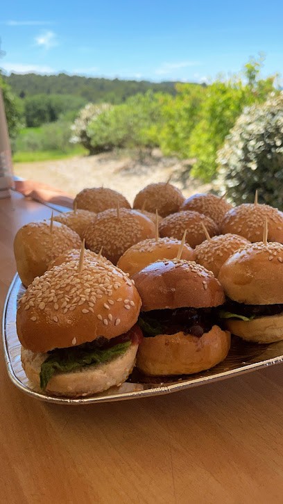 Food Truck L'essenti'elles - Burgers - Plats à Emporter - Evénementiel - Bouches-du-Rhône, Fast-Food à Martigues